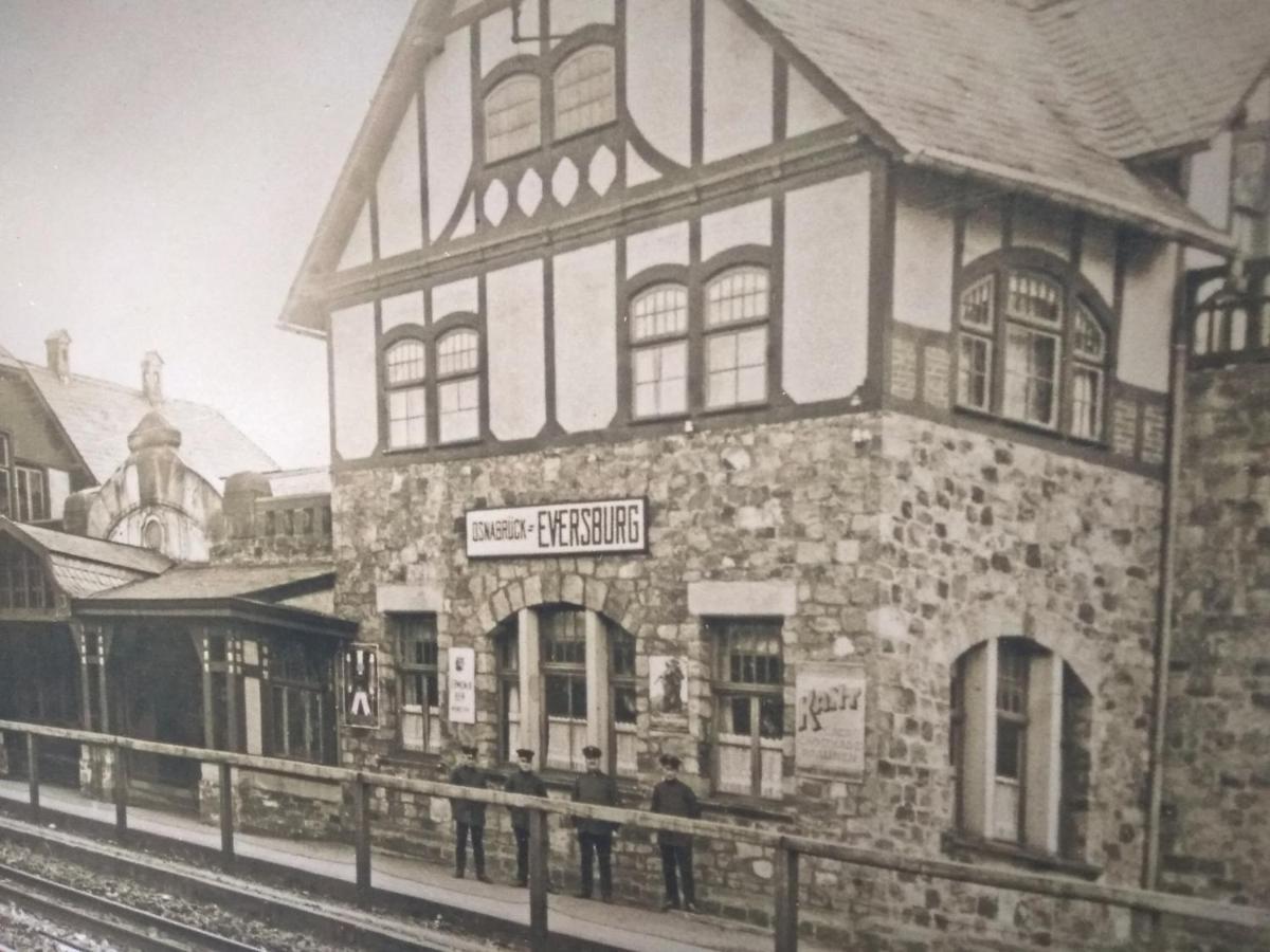 Ferienwohnungen Im Alten Bahnhof ออสนาบรึค ภายนอก รูปภาพ